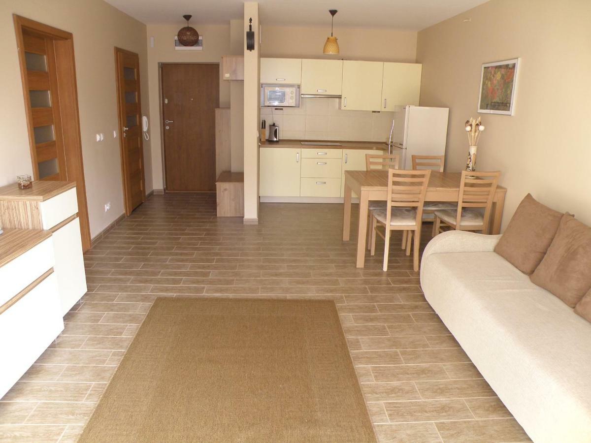 Amber Apartment Miedzywodzie Ngoại thất bức ảnh